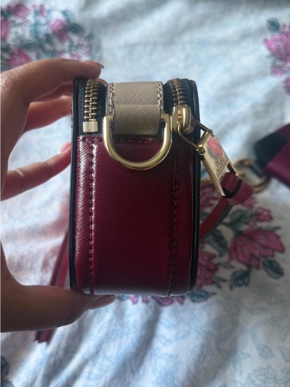 Marc Jacobs Blush Pink Snapshot Crossbody with Burgundy Stripe Strap ❤️🩷 - Picture 3 of 8